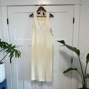 Elegant Liz Claiborne Cream Formal Dress